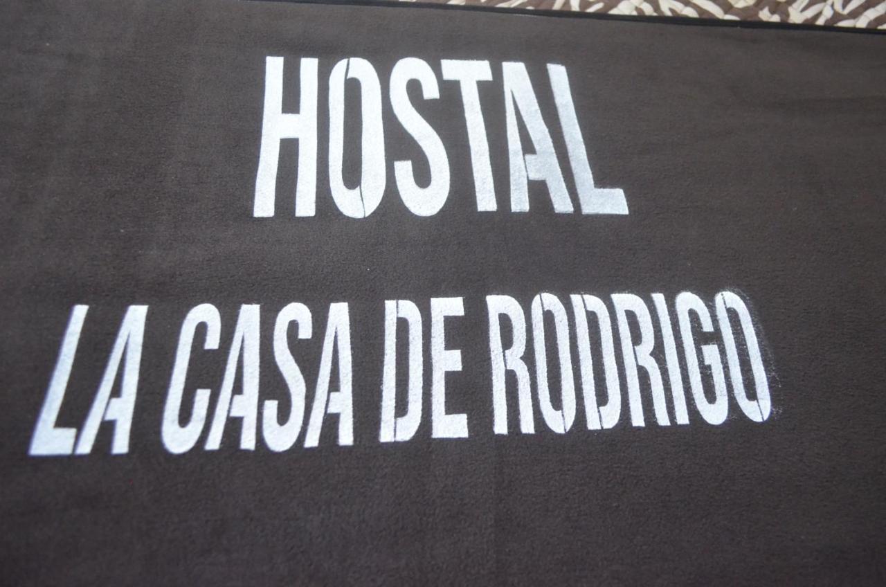 Hostal La Casa De Rodrigo Baeza Exteriör bild